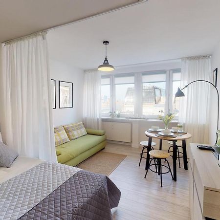 Apartament Swidnicka วรอตซวาฟ ภายนอก รูปภาพ