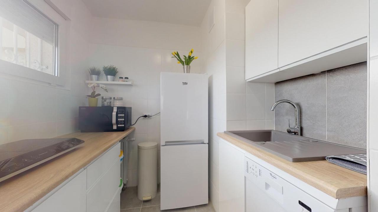 Apartament Swidnicka วรอตซวาฟ ภายนอก รูปภาพ